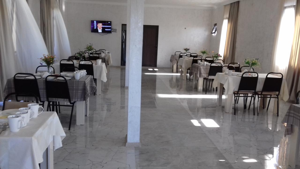 Hotell Anna Ureki Kültér fotó
