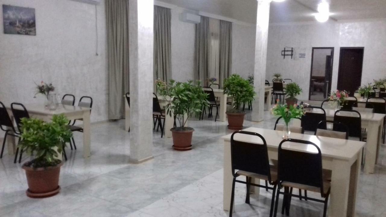 Hotell Anna Ureki Kültér fotó